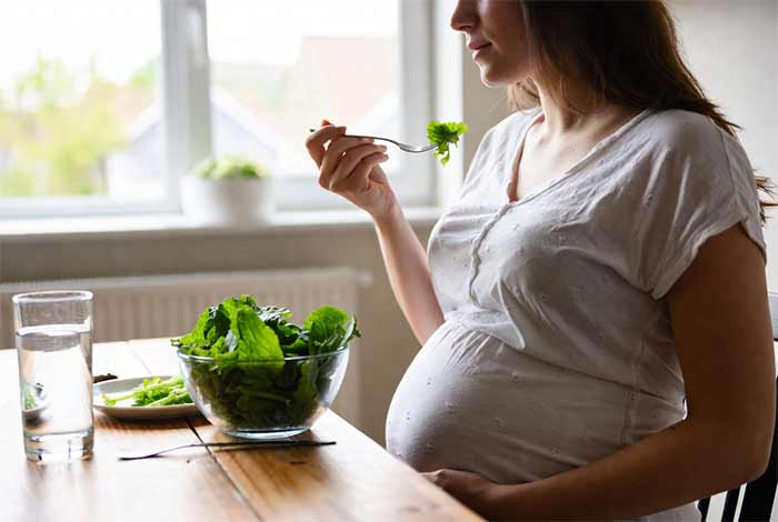 بارداری بهترین فواید سبز خوردن در بارداری و سبزیهای ممنوعه